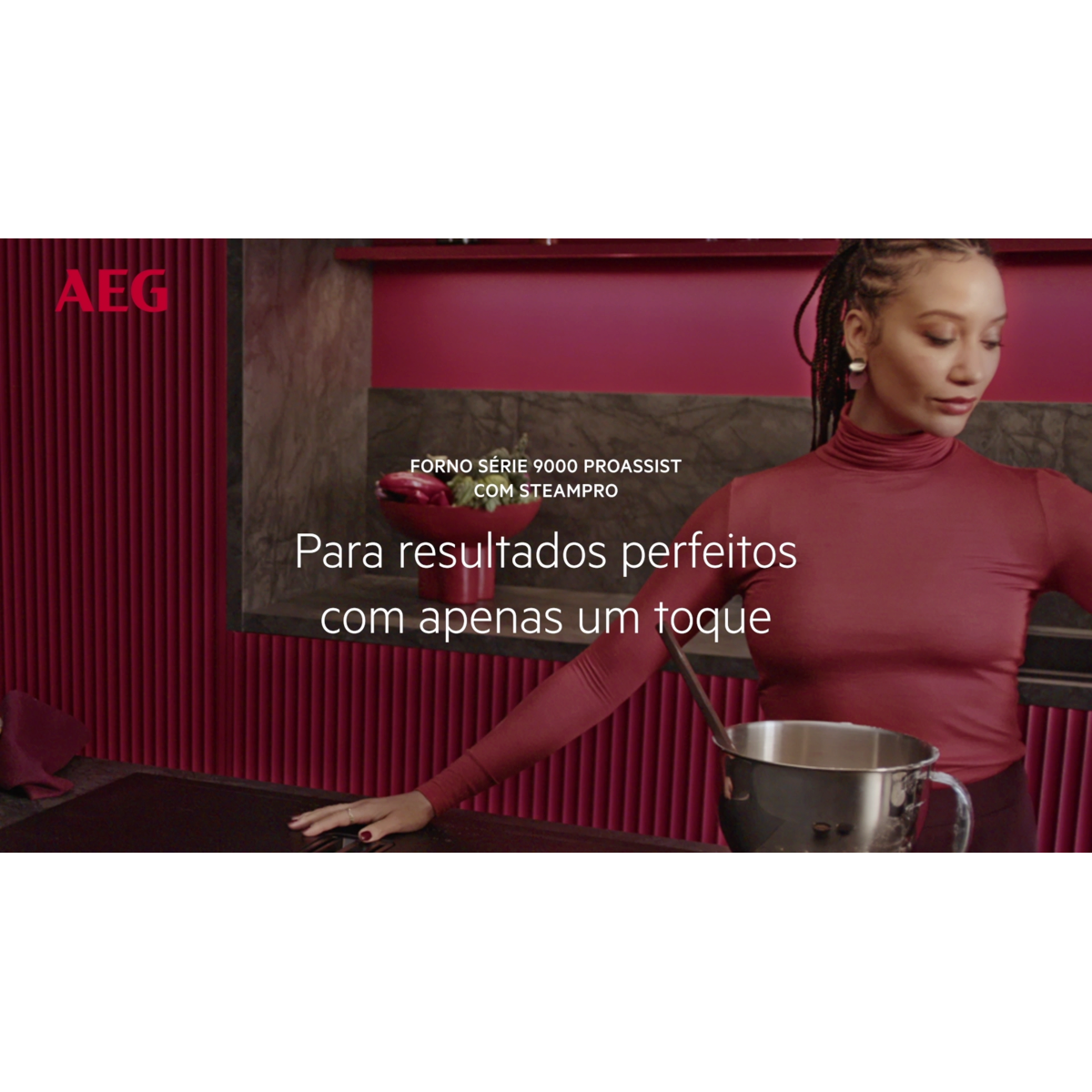 AEG - Forno compacto - TP9SK821B