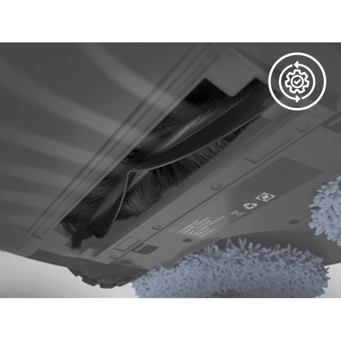 the main rubber roller brush removes dust and hair from carpets and hard floors